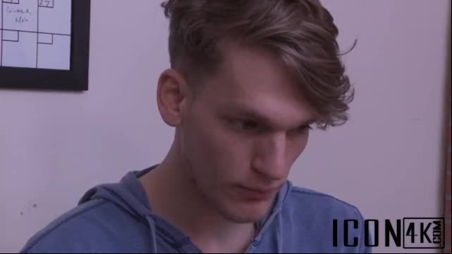 Kinky twinks blowing hot kisses and eating dicks all day